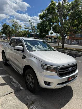 FORD RANGER 2.2 XLS 4X4 CD 16V DIESEL 4P AUTOMÁTICO FORD RANGER 2.2 XLS 4X4 CD 16V DIESEL 4P AUTOMÁTICO